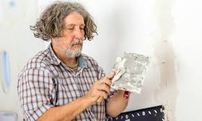 Reparer Une Fissure Dans Un Mur Fissure Mur Reboucher Trou Mur Enduit De Rebouchage