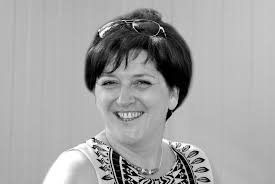 Met veel verdriet melden wij het overlijden van Nancy Stragier