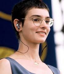 Sinead O Connor Magda Davitt Short Hair Styles Short Hair Balayage Shaved Hair Women