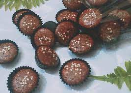 Setelah brownies masak, anda dapat menambahkan variasi diatasnya agar brownies terlihat lebih. 6 Bahan Memasak Brownies Kering Mini Yang Lezat Cookandrecipe Com