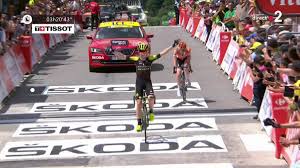Annemiek van vleuten (ned) 2017: Mihai Simion On Twitter Annemiek Van Vleuten Beats Anna Van Der Breggen After An Insane 15 Km Pursuit This Was The Best Thing We Ll See Today And Maybe The Best Of The