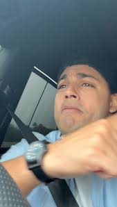 Annie Receives Endless Kisses from Fans