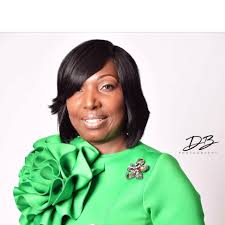 My Blessed Hands Sewed This Elegant Casket  Pall💜💜💜💜💜💛💛💛💛💛💛💛💜💜💜💜💜 After searching all around and  online for a Casket Pall, we were faced with the dilemma of not getting it  due to the New