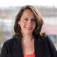 Elizabeth Garvin's Instagram, Twitter & Facebook