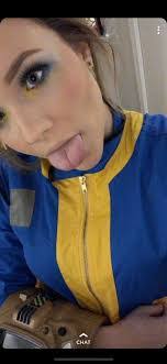 Michaela Everett's Instagram, Twitter & Facebook