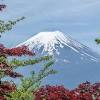 May 31, 2021 · 海の日は、海の恩恵に感謝するとともに、海洋国日本の繁栄を願う日（祝日法）となっています。 海の日はもともと「海の記念日」と呼ばれ、7月20日でした。海の記念日は昭和10年代からあります。 海の日はなぜ7月20日だったの？ 1