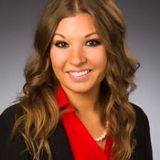 Lauren Stratton's Instagram, Twitter & Facebook