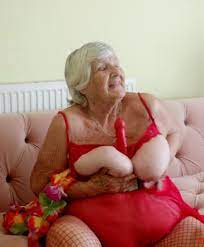 Grandma Libby Nude XXX Pics - PornPics.com