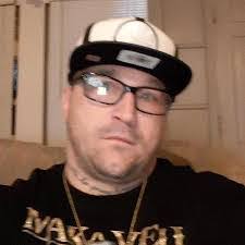 Jerry Holt's Instagram, Twitter & Facebook