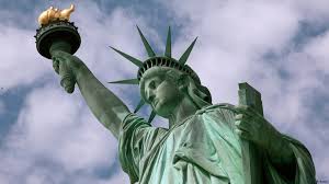 Still, the broken chains remain a powerful emblem for the abolition of slavery. 13 Facts About The Statue Of Liberty Dw Travel Dw 27 10 2016