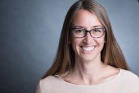 Winnie Bell's Instagram, Twitter & Facebook