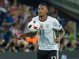 Fußball ist in deutschland die berühmteste sportart. Jerome Boateng Fussballspieler Des Jahres 2015 2016 Bundesliga Kicker
