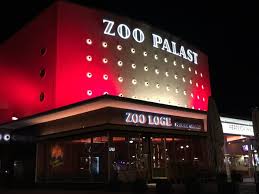 Senin, 15 juni 2020 garten, image edit. Kino Zoo Palast Berlin Talking Pictures