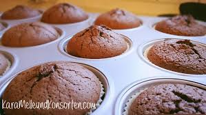 Manchmal muss es einfach schokokuchen sein! Schoko Muffins Mit Weichem Schokokern Karamelle Und Konsorten