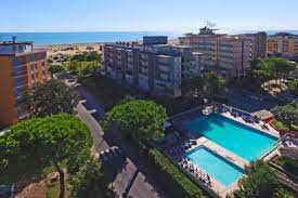 The apartment offers a terrace. Appartamenti A Bibione Spiaggia Agenzia Sole Affitto Appartamenti Bibione Spiaggia