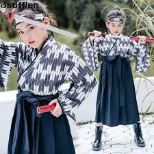 شراء الأطفال اليابانية كيمونو فتى السامرائي الملابس تأثيري هالوين فتاة  التقليدية يوكاتا HOMBRES Quimono الملابس رخيص | التسليم السريع والجودة |  Ar.Dhgate