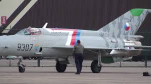 images?q=tbn:ANd9GcQHiElEpqBfR-tzSN0THK-