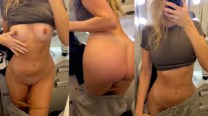 18 YO Blonde Baddie Strips Naked and Masturbates on the Plane !