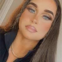 Heather Buras's Instagram, Twitter & Facebook