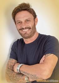 He was previously married to rita bonaccorso. Toto Schillaci Shows Off Our Bracelets In The Colours Of Various Football Teams Bandelli Line