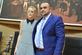 En Un Acto Lleno De Emocion Y Cargado De Compromiso Maximiliano Frontera Asumio Como Intendente De Villa Mercedes