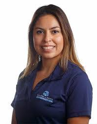 Sara Batres's Instagram, Twitter & Facebook