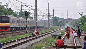 We did not find results for: Foto Minim Taman Anak Anak Nekat Bermain Di Rel Kereta Api News Liputan6 Com