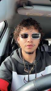 Lester Mejia's Instagram, Twitter & Facebook