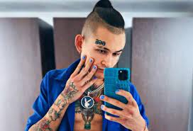 Morgenshtern feat imanbek, fetty wap, kddk — leck (2021) morgenshtern feat dj smash — новая волна (2021) morgenshtern feat yung trappa — family (2021) Morgenshtern Podderzhal Postradavshego Iz Za Nego Shkolnika Skriny