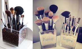 ways to organize your makeup brushes