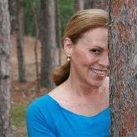 Faye Nesbitt's Instagram, Twitter & Facebook