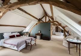 Avant Apres 15 Chambres Au Relooking Gagnant Elle Decoration Maison Renovation Maison Ancienne Ferme