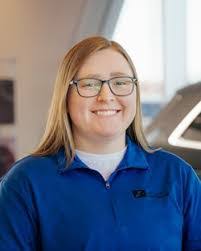 Annie Swenson's Instagram, Twitter & Facebook