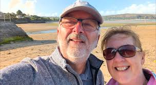 LAWRENCE UKULELE PLAYERS PHOTO PAGE Hi All! All those photos I've been  taking finally have a home -- our own Lawrence Ukulele Players Flickr page  at https://www.flickr.com/photos/lawrenceukies/albums If you have Lawrence  Ukie