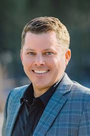 David Gove's Instagram, Twitter & Facebook