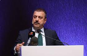 Türkiye cumhuriyet merkez bankası başkanı (tcmb) murat uysal, cuma gecesi yayımlanan kararname ile görevden alındı. Merkez Bankasi Baskani Degisti Naci Agbal Gorevden Alindi Ntv