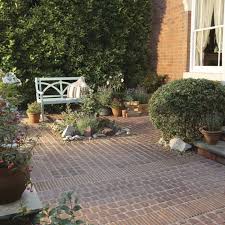 136 Moderne Gartengestaltung Beispiele Wie Sie Boden Und Gartenwege Anlegen Gartengestaltung Vorgarten Garten