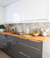 Make Your Kitchen Sparkle Like This Gorgeous Photo With Rauvisio Brilliant Cabinet Doors Www Rehau Glossy Kitchen Kitchen Inspirations Gloss Kitchen Cabinets