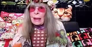 Последние твиты от rita lee fã clube (@fcritalee). Rita Lee Reclusa Ha 8 Anos Surge Irreconhecivel Na Tv E Expoe Escolhi