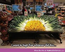 Great Artistic Displays At The Grocery Store Funsubstance Supermarket Display Produce Displays Supermarket Design