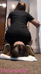 Olivias Denim Booty Vs Slave Girls Face - ThisVid.com