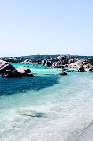 L'eau devient vite profonde et le vent peut souffler fort. L Archipel De La Maddalena Au Nord Est De La Sardaigne En 4 Jours Saddy Chocodisco