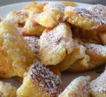 Recette Le Kaiserschmarrn En Video Recette Recette Recettes Autrichiennes Recette Allemande