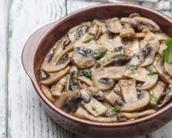 Recette De Poelee De Champignons Minceur A L Ail Et Au Persil