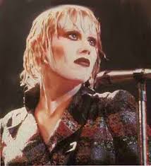 It's Hazel O'Connor! (from the 80's)