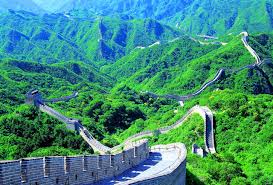 Sie zieht sich durch den größtenteils chinas und man kann sie noch im weltall als lange linie sehen. China Rundreisen Blog Von Jurebu Unesco Weltkulturerbe Die Chinesische Mauer