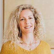 Sandra Bartolotta's Instagram, Twitter & Facebook