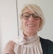 Alessandra Binetti's Instagram, Twitter & Facebook