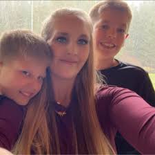 Tiffanie Simonsen (@tiffanie.simonsen) • Facebook