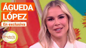 Aleyda Ortiz llegó con regalos para los niños del Holtz Children's Hospital 